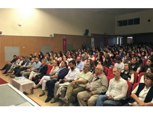 Mimarlık Fakültesi deneyimli mimar Cem Erözü’yü ağırladı