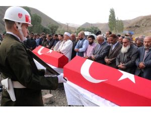 Ağrı’da şehit güvenlik korucuları son yolculuklarına uğurlandı