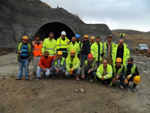 Posof Ulgar Dağı Tüneli’nde çalışmalar yoğunlaştı