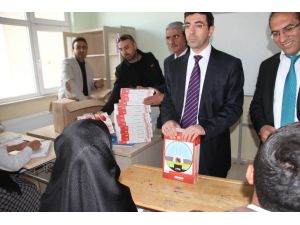 Kırlı: “Malazgirt Belediyesi artık teröre değil eğitime destek veriyor”