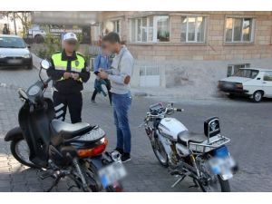 19 motosiklete 10 bin 571 lira para cezası kesildi