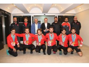 ÇAYKUR Genel Müdürü İmdat Sütlüoğlu Dünya Rafting Şampiyonları’nı kabul etti