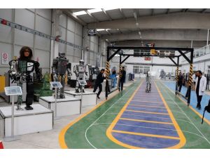 Milli insansı robotun seri üretimine başlandı