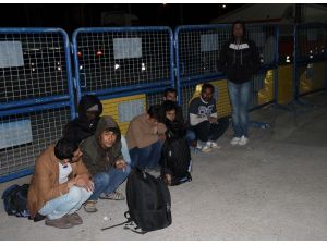 ’Asker’ bileti kesilen yolcular kaçak göçmen çıktı