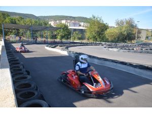 Go-Kart pisti hizmete girdi