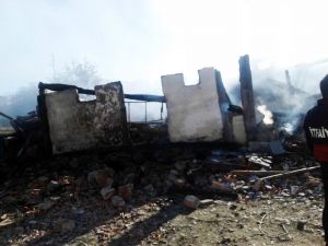 Kastamonu’da bir ev yandı
