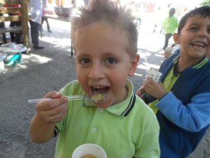 Eskişehir Odunpazarı 1. Hava İkmal Bakım Merkezi İlkokulu’nda aşure günü