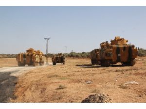 Suriye sınırına zırhlı personel taşıyıcı sevkiyatı