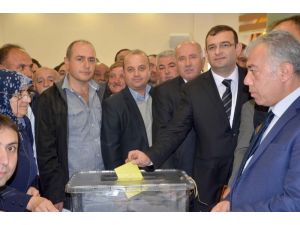 AK Parti Taşköprü İlçe Başkanlığına Hüseyin Erol seçildi