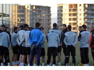 Mavi-Beyazlılarda Ziraat Türkiye Kupası hazırlığı