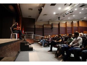 35. Uluslararası İzmir Tiyatro Günleri devam ediyor