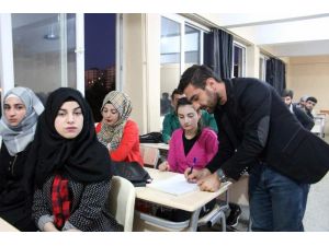 SİÜ’de Türkçe Öğrenim Merkezine yoğun ilgi