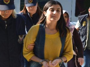 Annesinin 12 Yıl Önce Kayıp Başvurusu Yaptığı Kız, PKK'nın Bombacısı Çıktı
