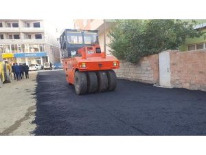 Tuzluca belediyesi  asfalt çalışmaları hız kesmeden devam ediyor