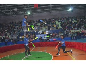 Muş’ta sirk gösterisi