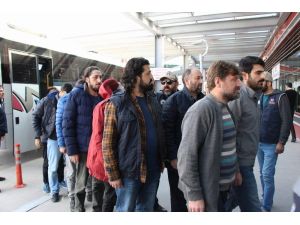 Afyonkarahisar’da FETÖ’nün “gaybubet evlerine” yönelik operasyon