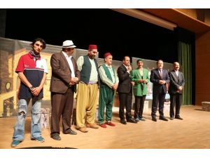 Teyo emmi maceralarını Bayburt’ta anlattı