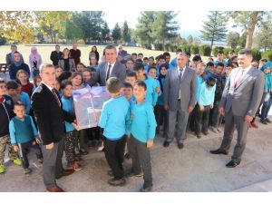 Bucak’ta Atık Pil toplayan okullara ödül