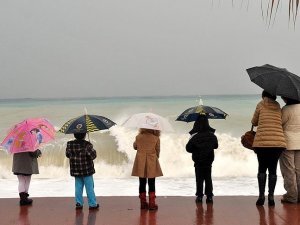 Antalya ve Muğla'da çok kuvvetli yağış bekleniyor