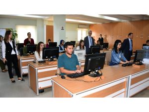 Adana Adliyesi sınav merkezi oldu, 4 bin 200 kişi uygulama yaptı