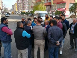 Belediye Başkanı Özkan sorunları yerinde inceliyor
