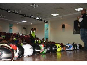 Aliağa’da motosiklet tutkunlarına eğitim