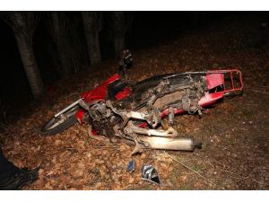 Otomobil motosiklete arkadan çarptı: 1 ölü, 1 yaralı