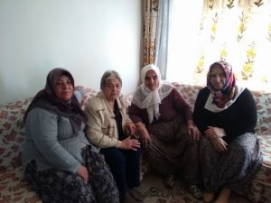 Seyitgazi Ak Parti Kadın Kollarının ev ziyaretleri