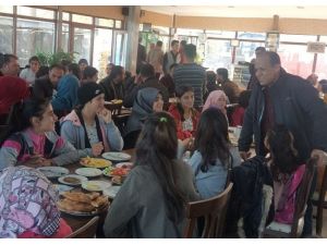 YBO öğrencileri Van kahvaltısıyla tanıştı