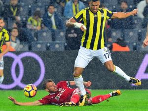 Süper Lig: Fenerbahçe: 4  - Sivasspor: 1 (Maç sonucu)