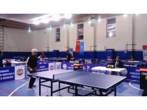 Osmaniye’de Masa Tenisi Turnuvası