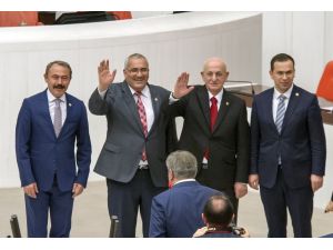 İsmail Kahraman yeniden TBMM Başkanı seçildi
