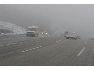 Denizli-Antalya karayolunda ulaşıma kar ve yoğun sis engeli