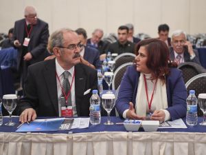 Kılıçdaroğlu: "Önümüzdeki seçimlerde yani 2019’da sadece 6 büyükşehiri değil, İstanbul’u, Ankara’yı, Bursa’yı, Balıkesir’i, Antalya’yı, Mersin’i, Adana’yı alacağız"