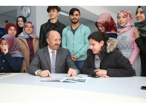 Dijital Kütüphane Sultangazi’de açıldı