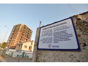 Muratpaşa Belediyesi’nden Fen İşleri şantiyesi’ne bilgilendirme panosu