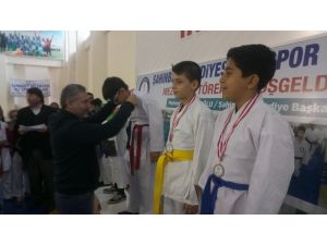Şahinbey Belediyesi’nden karate turnuvası