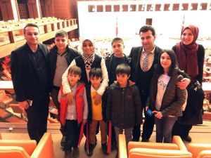 Türk ve Suriyeli öğrenciler Gazi Meclisi ziyaret etti