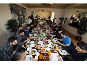 Fenerbahçeli futbolcular kahvaltıda bir araya geldi