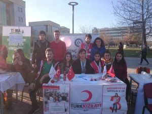 Uşak Üniversitesi öğrenci toplulukları tanıtım etkinliği düzenledi