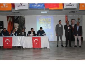 AK Parti Muradiye Gençlik Kolları Başkanlığına Kayakeser seçildi