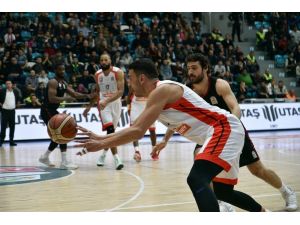 Tahincioğlu Basketbol Süper Ligi: Muratbey Uşak: 67 - Gaziantep Basketbol: 75
