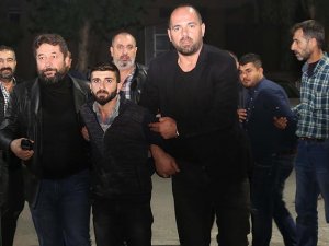 Mersin'de üniversite öğrencisini kaçıran 5 kişi adliyede