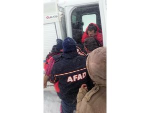 Donmak üzere olan çoban AFAD ekiplerince son anda kurtarıldı