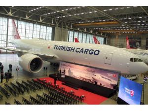 THY Kargo ilk Boeing 777 kargo uçağını teslim aldı