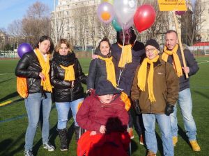 Paris Telethon Yürüyüşüne Türk aile 11 yıldır katılıyor