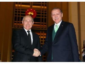 Cumhurbaşkanı Erdoğan, Rusya Devlet Başkanı Putin’i Külliyede karşıladı