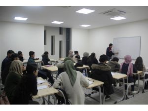Kulp Belediyesinden ücretsiz üniversiteye hazırlık kursu