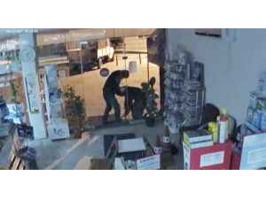 Manisa’da hırsızlar önce kameraya sonra polise yakalandı