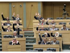 Ürdün Parlamentosu İsrail’le yaptığı anlaşmaların iptalini görüştü